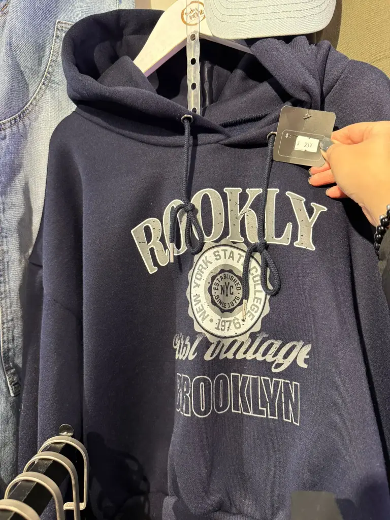 Brooklyn 1976 學院風帽T